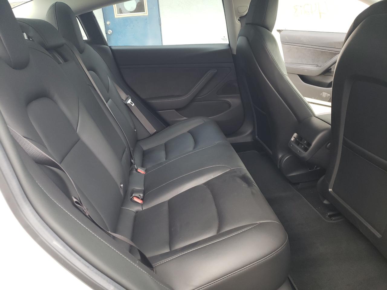 Photo 6 from auction – 2018 TESLA MODEL 3 with VIN 5YJ3E1EA0JF039101