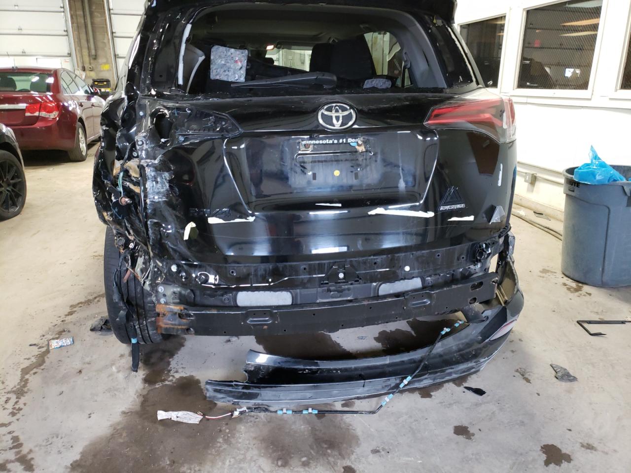 Photo 9 from auction – 2018 TOYOTA RAV4 ADVEN with VIN 2T3RFREV8JW788599