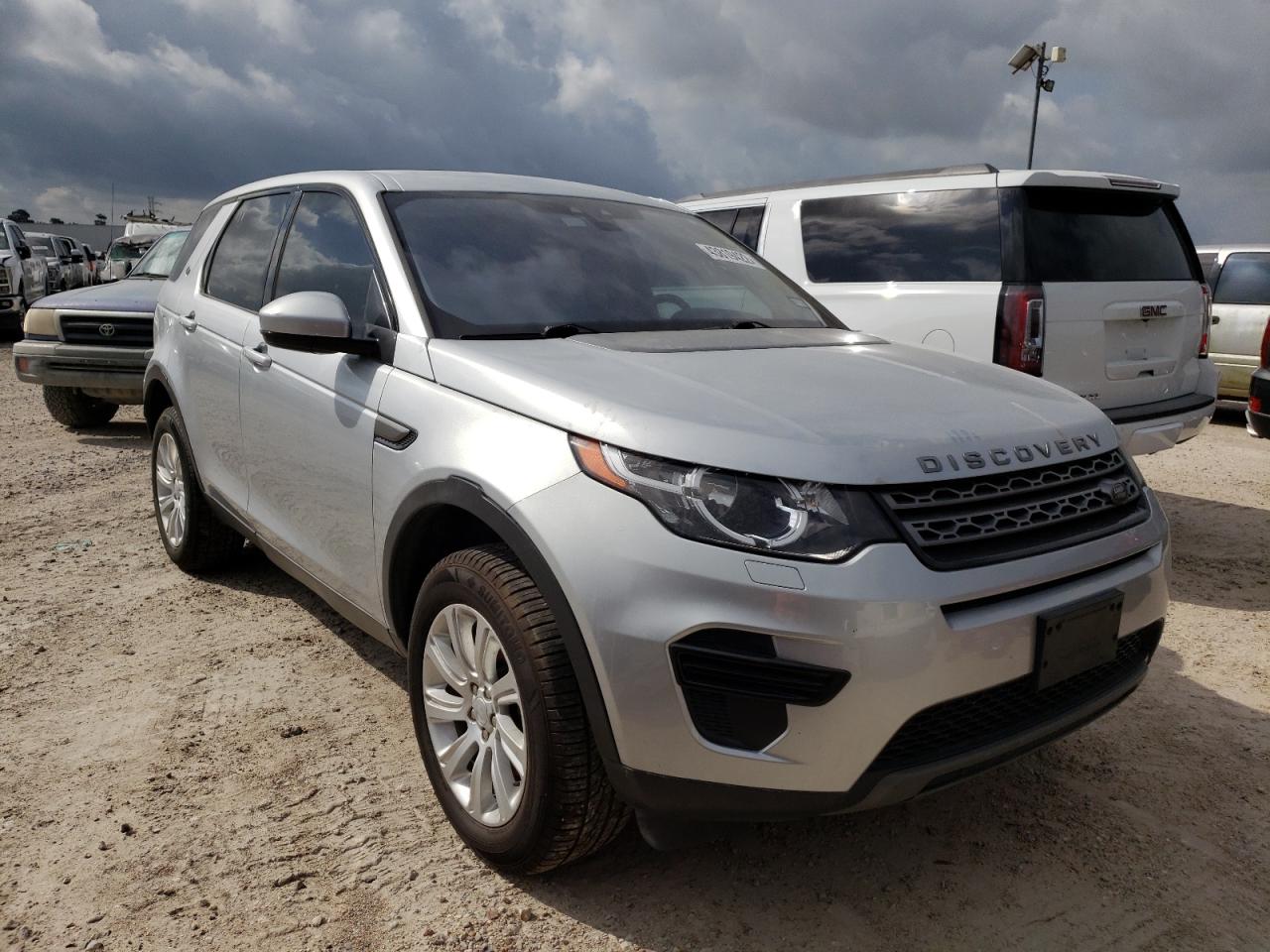 LAND ROVER DISCOVERY 2016 with VIN SALCP2BG0GH579672 - Photo from auction