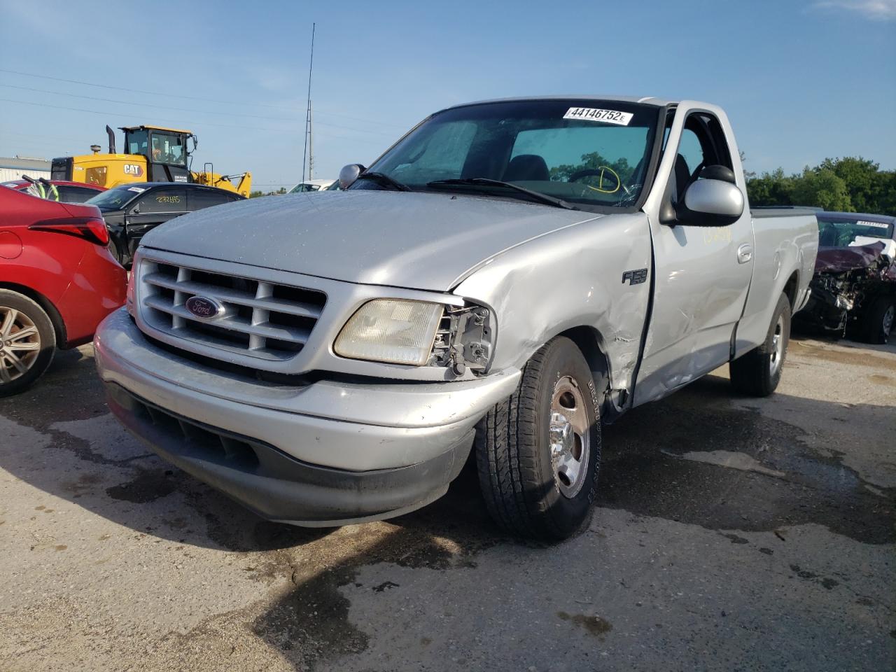 Photo 2 from auction – 2001 FORD F150 with VIN 1FTZF17231NB66813