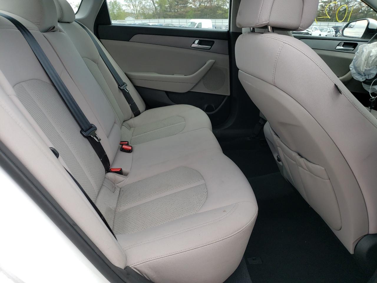 Photo 6 from auction – 2015 HYUNDAI SONATA SE with VIN 5NPE24AF3FH033452