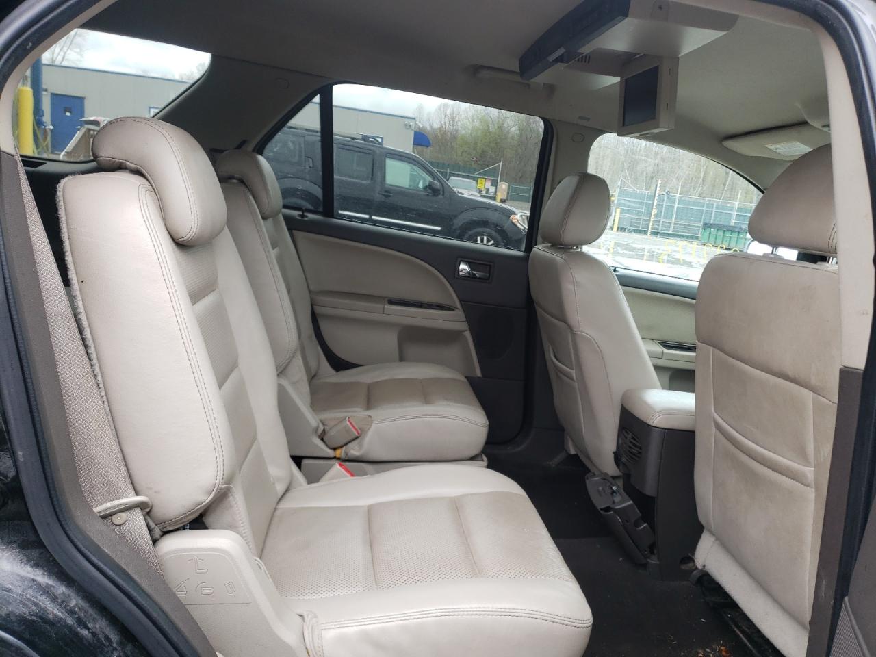 Photo 6 from auction – 2008 FORD TAURUS X S with VIN 1FMDK05W18GA44578