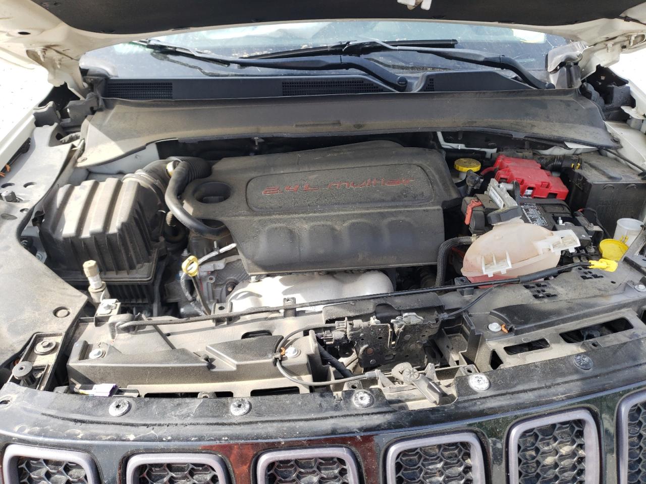 Photo 7 from auction – 2019 JEEP COMPASS TR with VIN 3C4NJDDB0KT650524