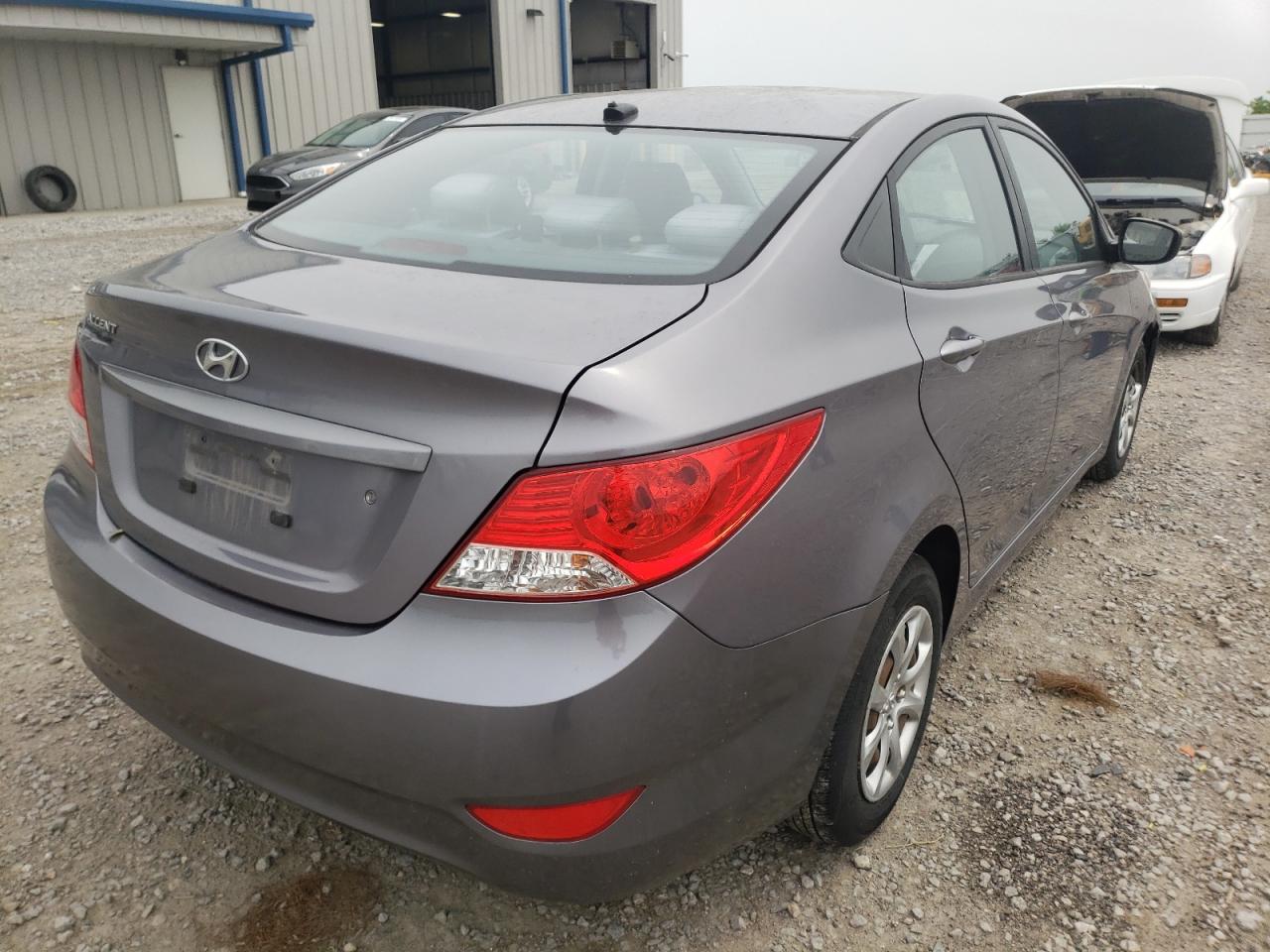 Photo 4 from auction – 2014 HYUNDAI ACCENT GLS with VIN KMHCT4AE4EU620691