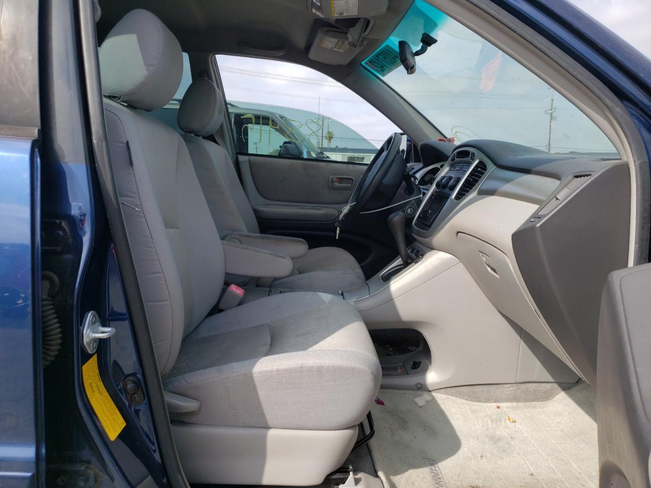 Photo 5 from auction – 2007 TOYOTA HIGHLANDER with VIN JTEGD21A870171171