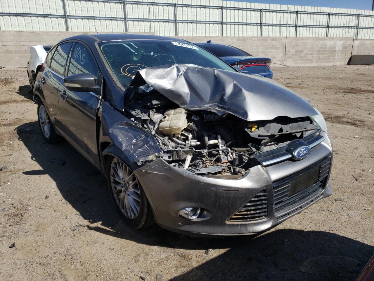 FORD FOCUS SEL 2012 with VIN 1FAHP3M29CL105463 - Photo from auction