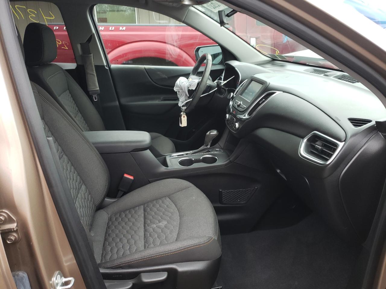 Photo 5 from auction – 2018 CHEVROLET EQUINOX LT with VIN 2GNAXSEV1J6347238