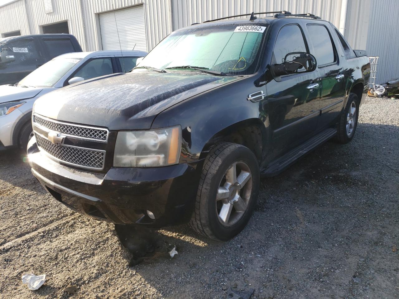 Photo 2 from auction – 2008 CHEVROLET AVALANCHE with VIN 3GNFK12398G263491