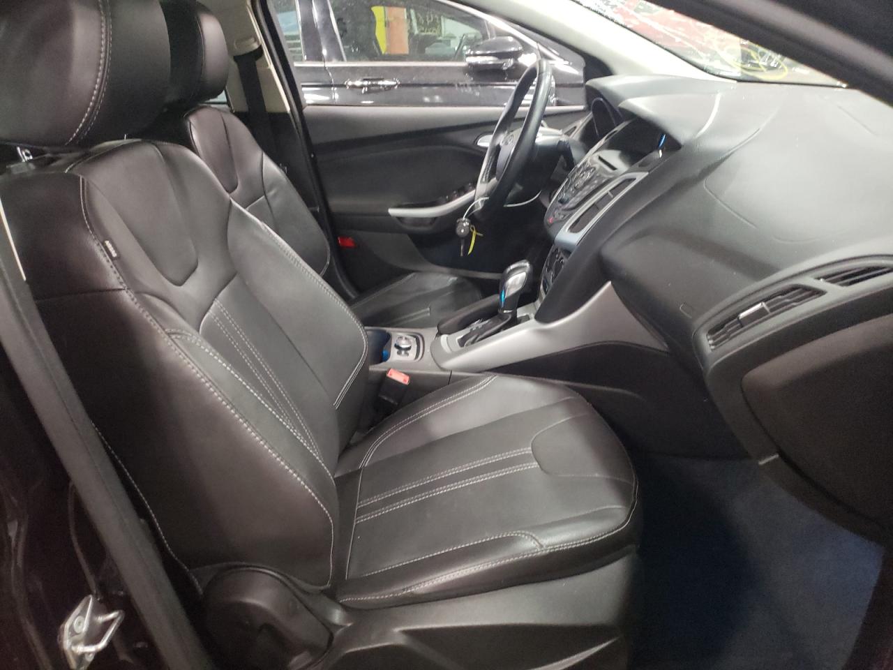 Photo 5 from auction – 2014 FORD FOCUS SE with VIN 1FADP3F28EL347689