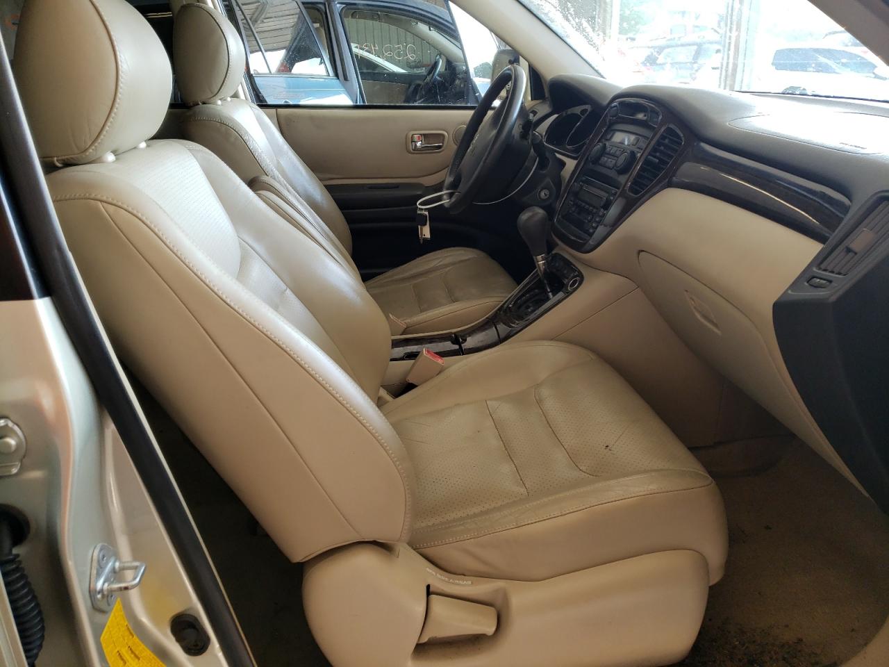 Photo 5 from auction – 2003 TOYOTA HIGHLANDER with VIN JTEHF21A930128063