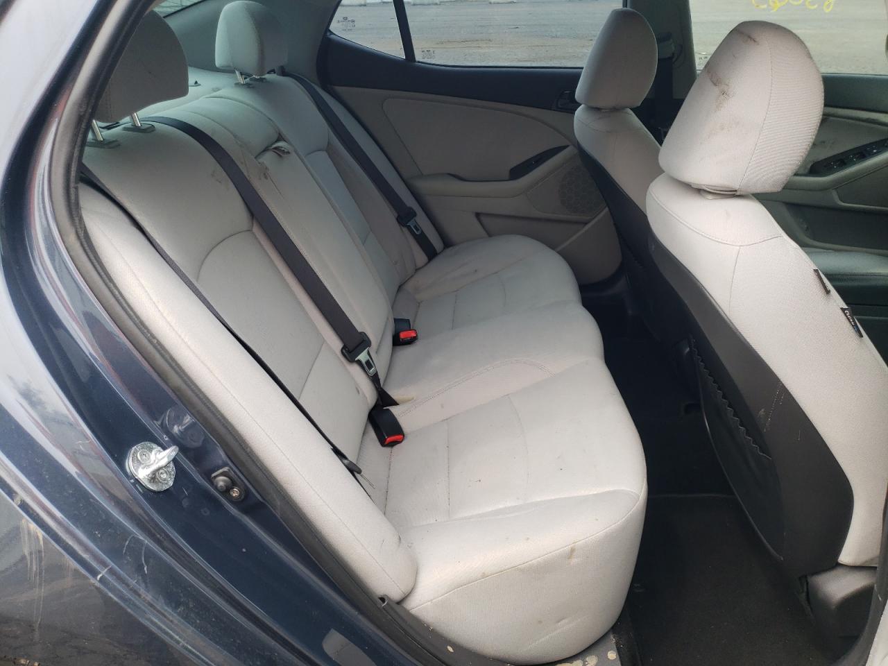 Photo 6 from auction – 2015 KIA OPTIMA LX with VIN KNAGM4A75F5530673