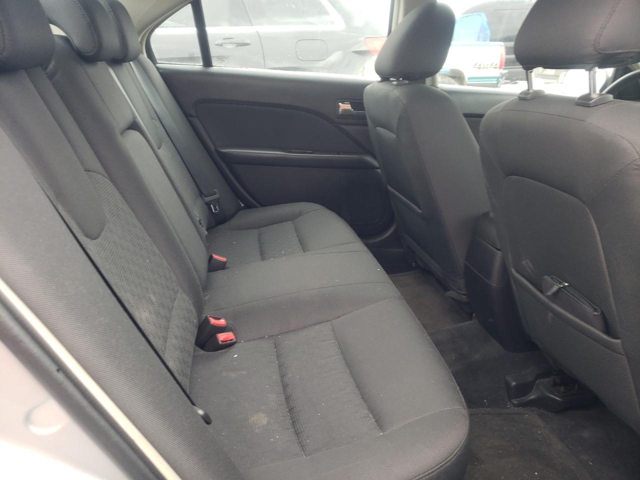 Photo 6 from auction – 2010 FORD FUSION SE with VIN 3FAHP0HA3AR409855