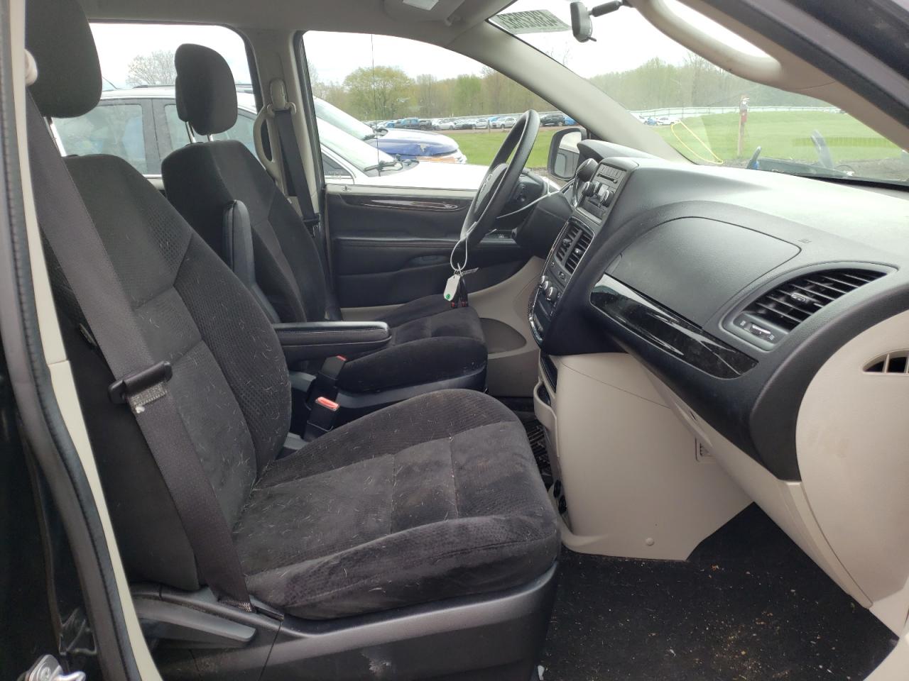 Photo 5 from auction – 2015 DODGE GRAND CARA with VIN 2C4RDGBG9FR515334