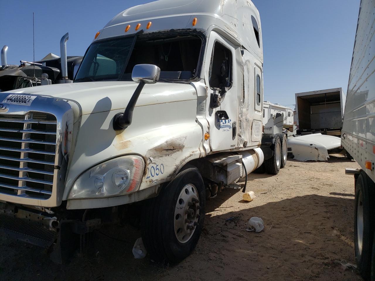 Photo 9 from auction – 2008 FREIGHTLINER CASCADIA 1 with VIN 1FUJGLCK88LAB1943