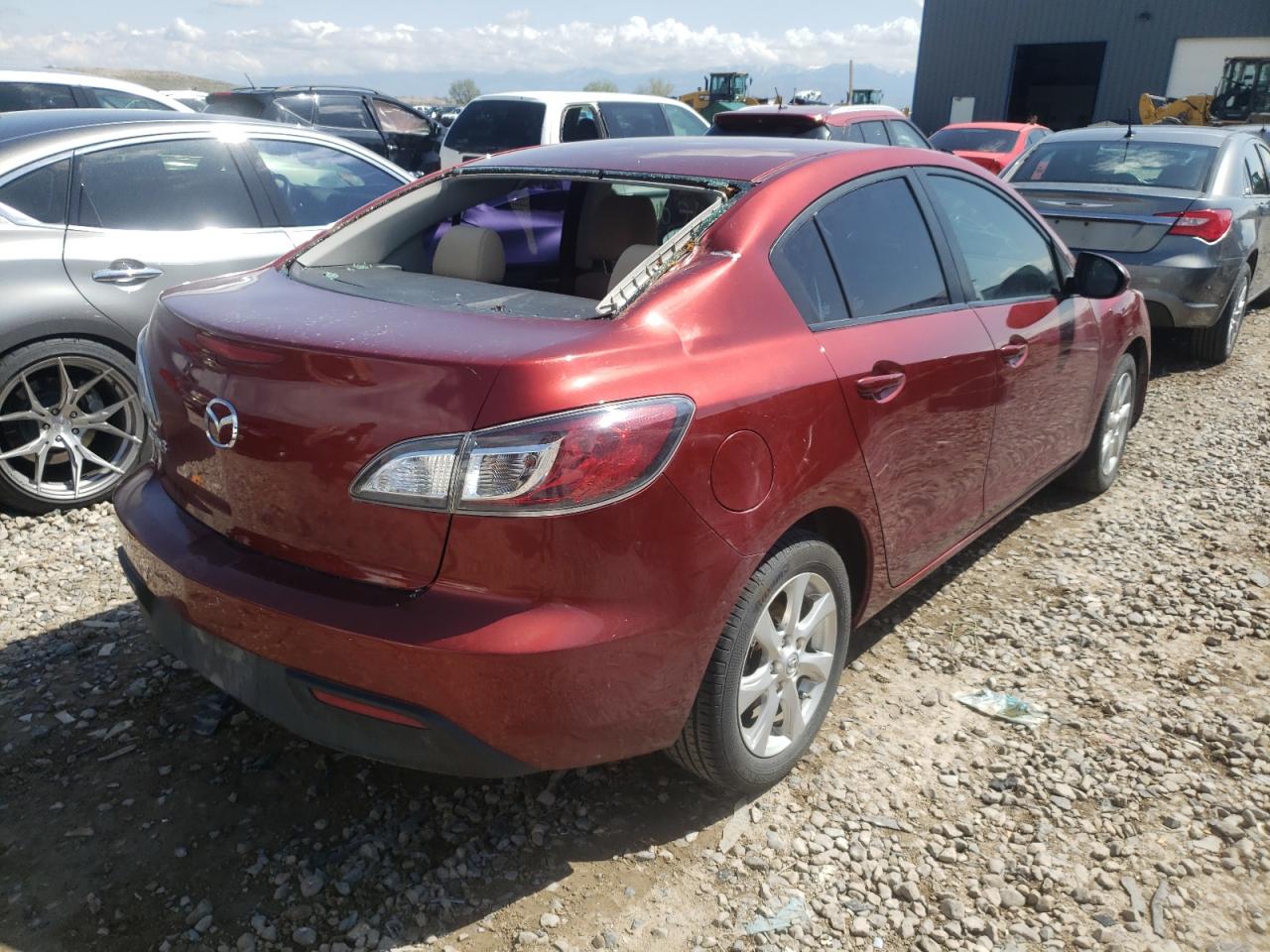 Photo 4 from auction – 2010 MAZDA 3 I with VIN JM1BL1SF2A1329611