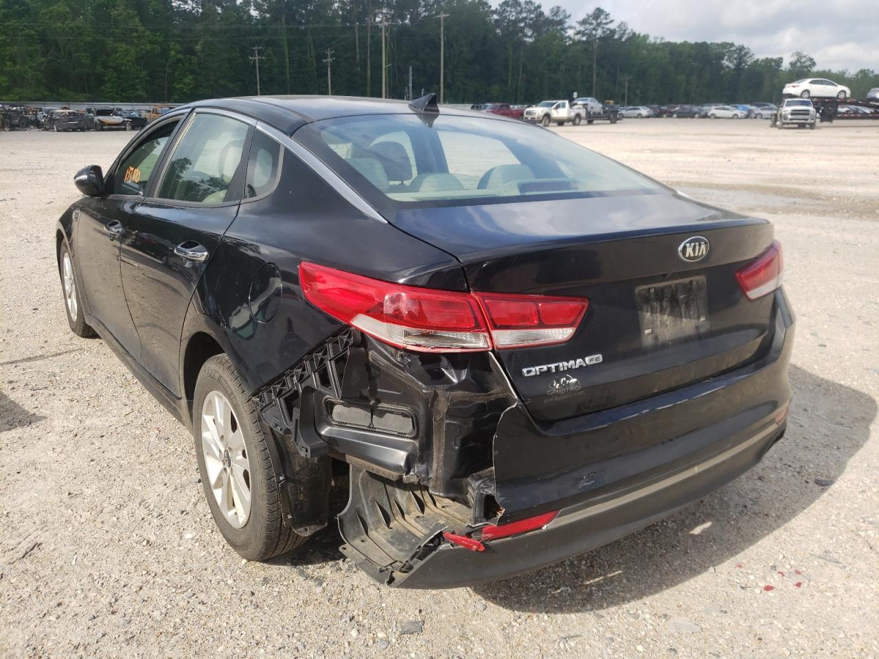 Photo 3 from auction – 2016 KIA OPTIMA LX with VIN 5XXGT4L35GG053403