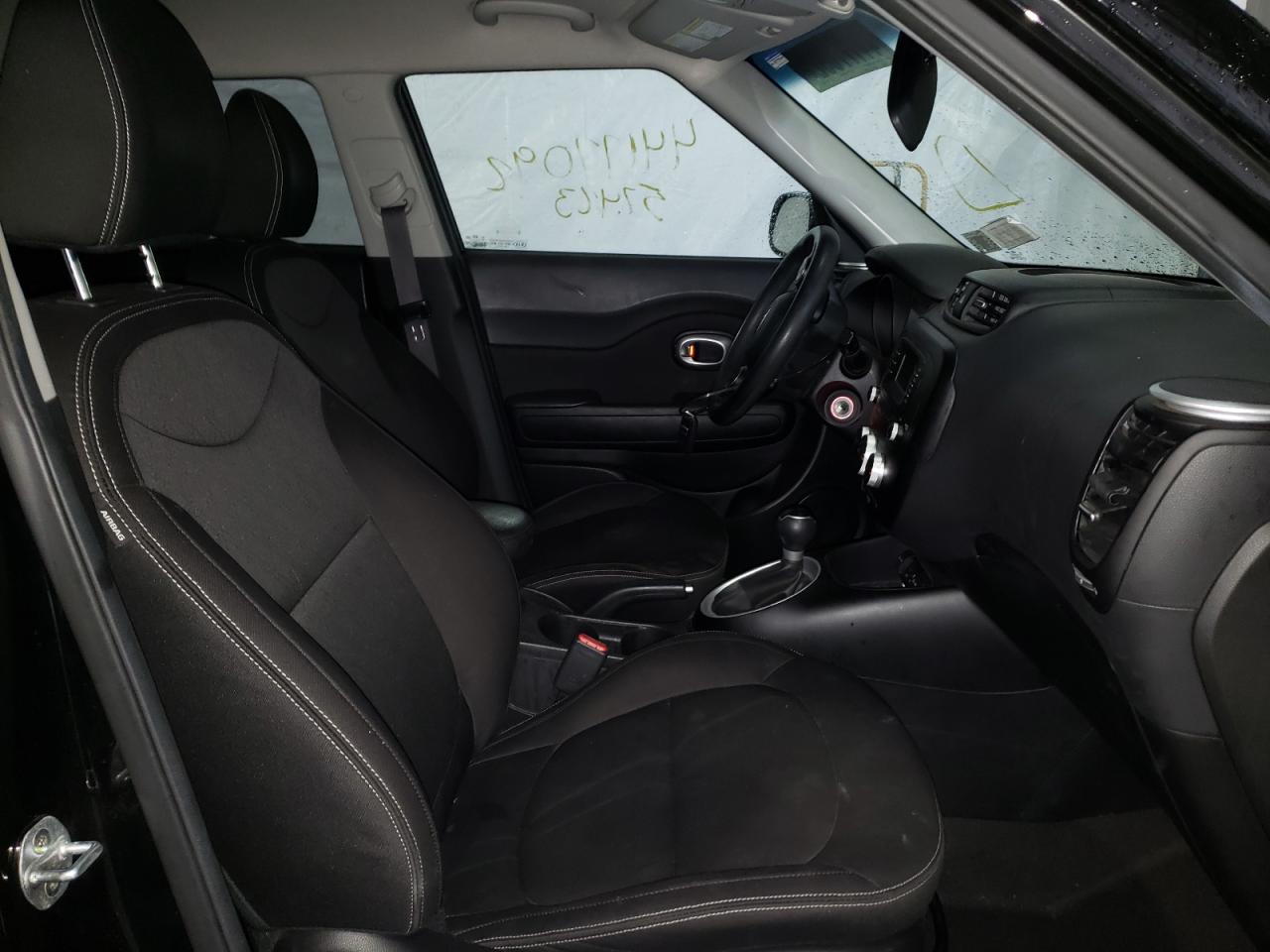 Photo 5 from auction – 2016 KIA SOUL with VIN KNDJN2A26G7841419