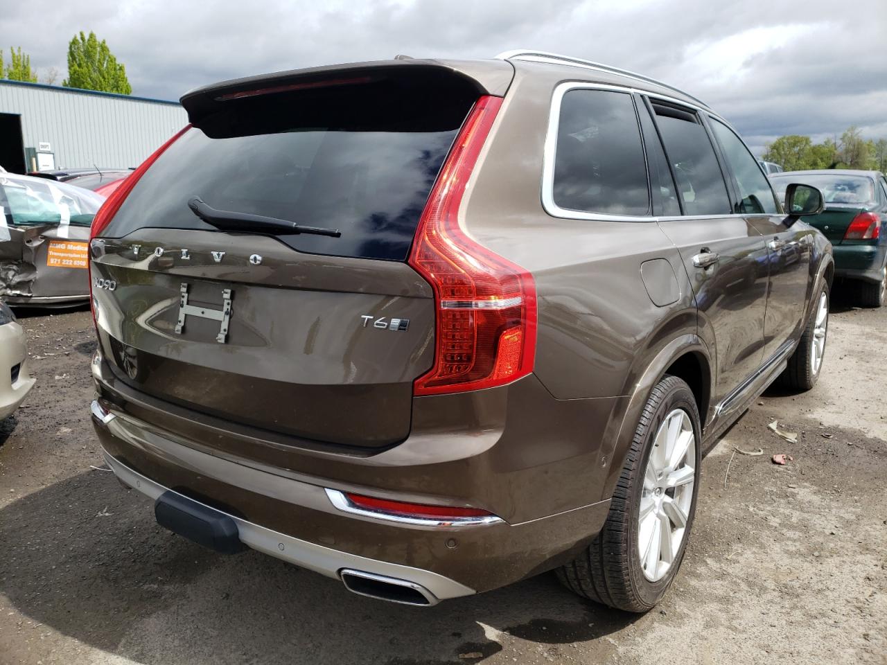Photo 4 from auction – 2017 VOLVO XC90 T6 with VIN YV4A22PL0H1154737
