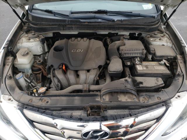 Photo 7 from auction – 2011 HYUNDAI SONATA SE with VIN 5NPEC4AC6BH002502