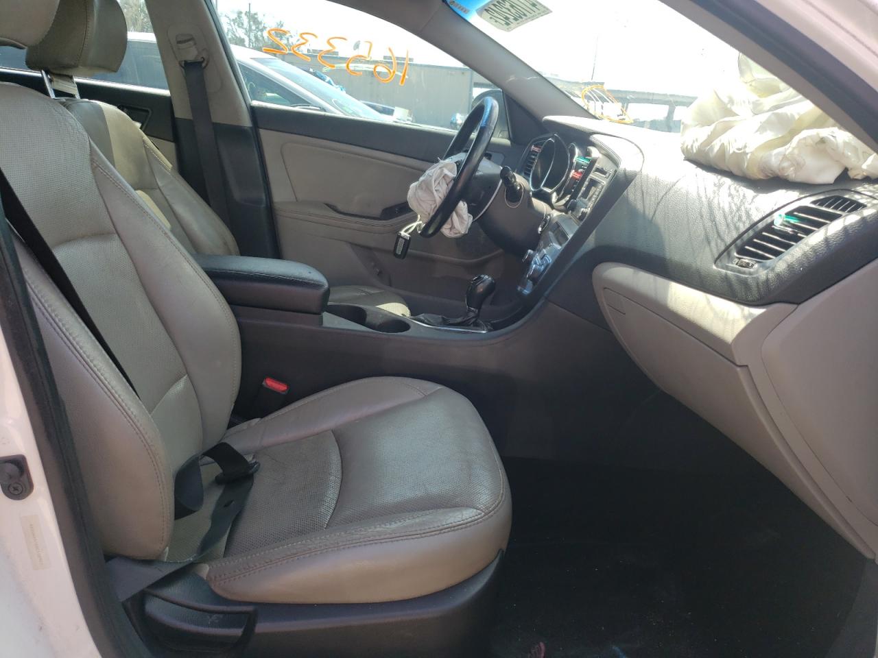 Photo 5 from auction – 2013 KIA OPTIMA EX with VIN 5XXGN4A70DG152903