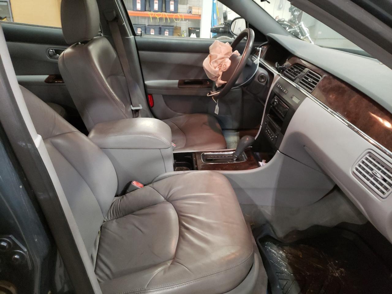 Photo 5 from auction – 2007 BUICK LACROSSE C with VIN 2G4WD582571227308