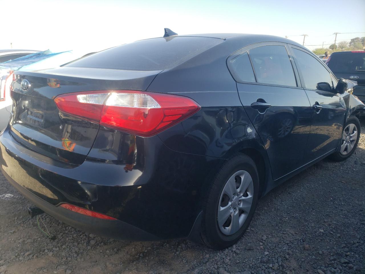 Photo 4 from auction – 2015 KIA FORTE LX with VIN KNAFK4A65F5431411