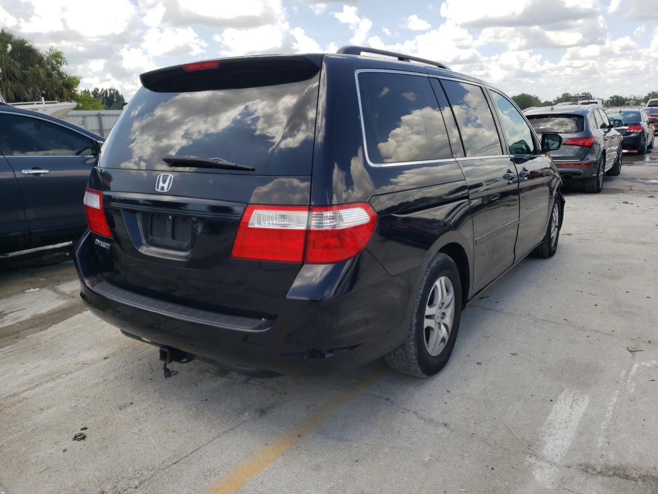 Photo 4 from auction – 2007 HONDA ODYSSEY EX with VIN 5FNRL38717B009481