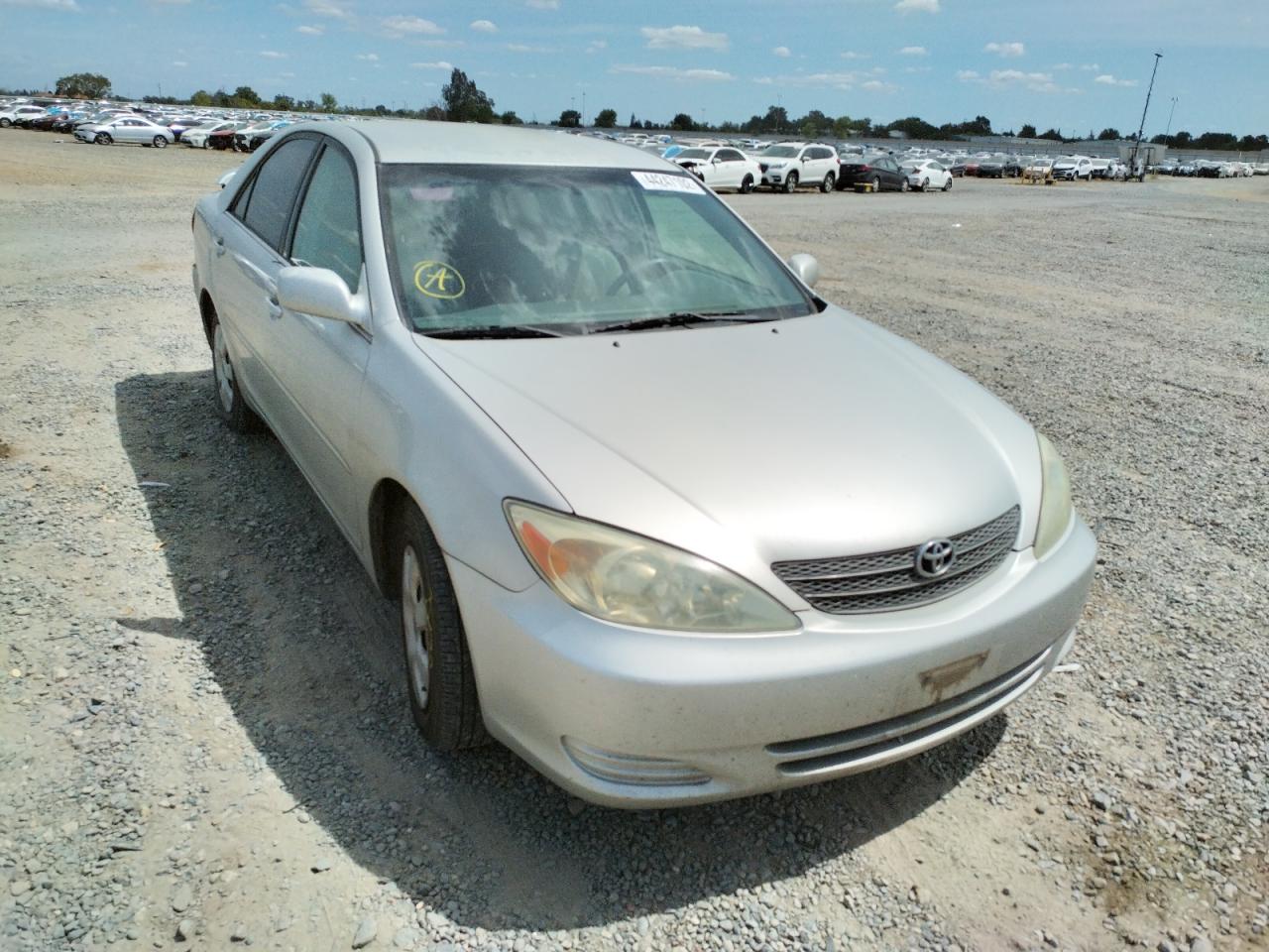 TOYOTA CAMRY LE 2003 with VIN 4T1BE32K93U749740 - Photo from auction