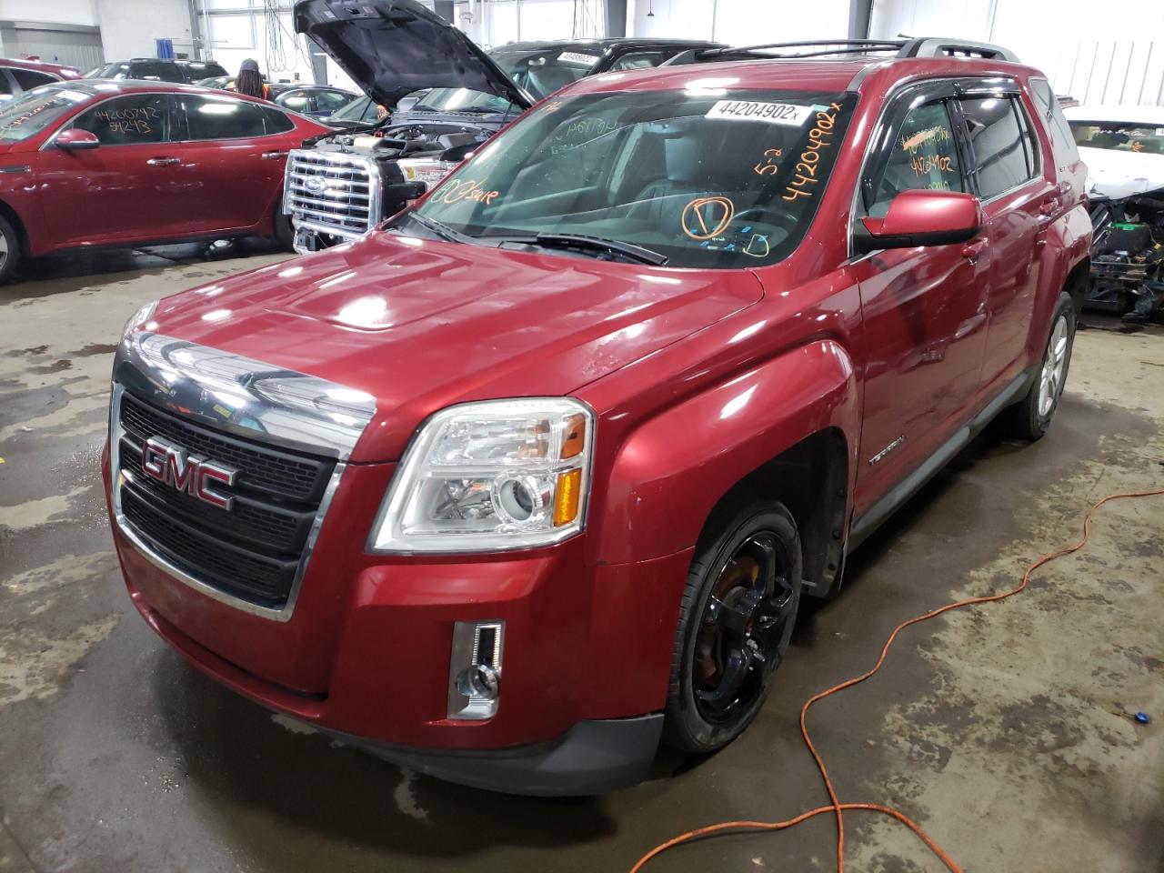 Photo 2 from auction – 2014 GMC TERRAIN SL with VIN 2GKFLXE39E6125045
