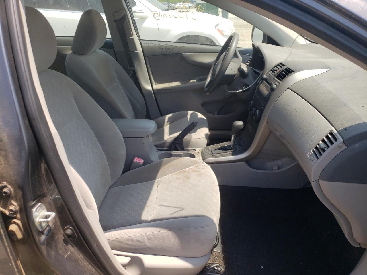 Photo 5 from auction – 2009 TOYOTA COROLLA BA with VIN JTDBL40E999087778