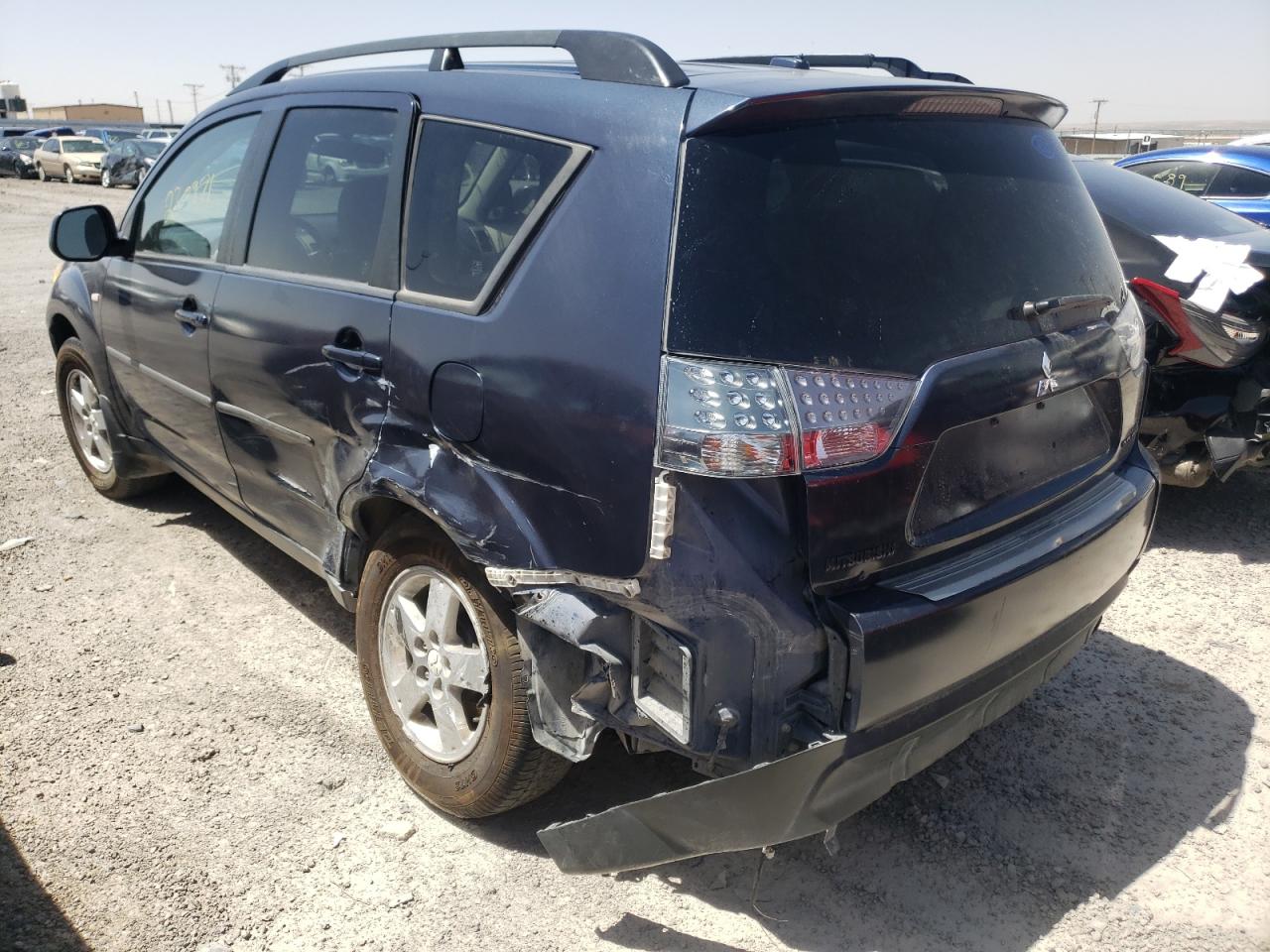 Photo 3 from auction – 2007 MITSUBISHI OUTLANDER with VIN JA4MT31X57U013233