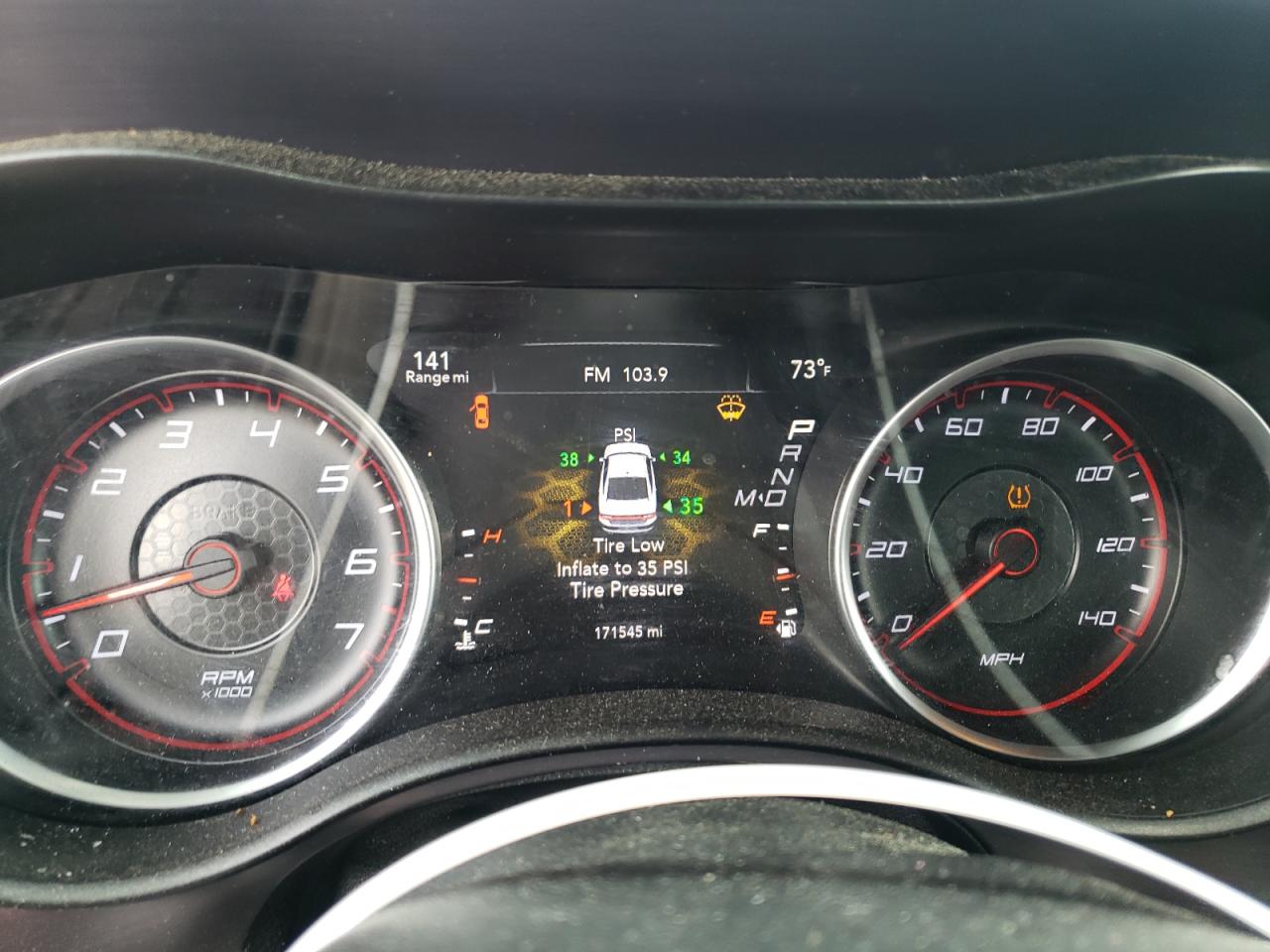 Photo 8 from auction – 2015 DODGE CHARGER SE with VIN 2C3CDXBG8FH925641