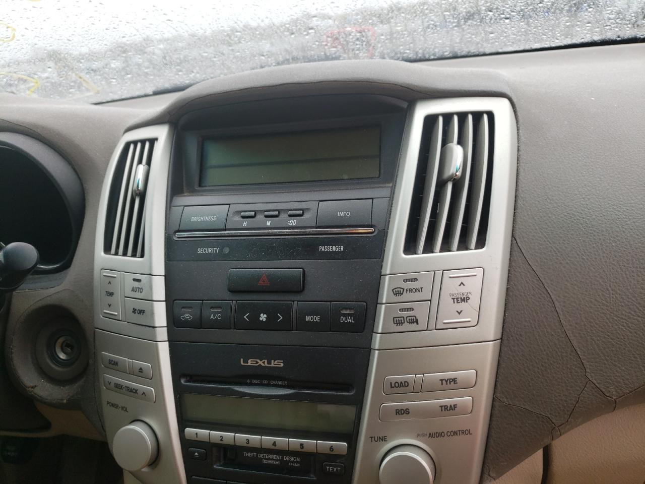 Photo 9 from auction – 2004 LEXUS RX 330 with VIN 2T2HA31U24C029395