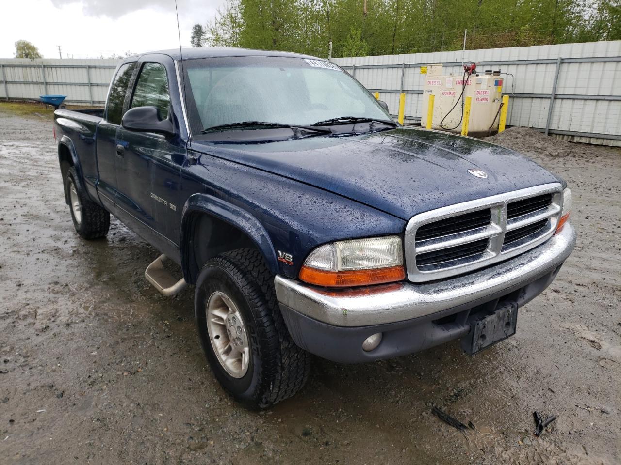 DODGE DAKOTA 2000 with VIN 1B7GG22N4YS611714 - Photo from auction
