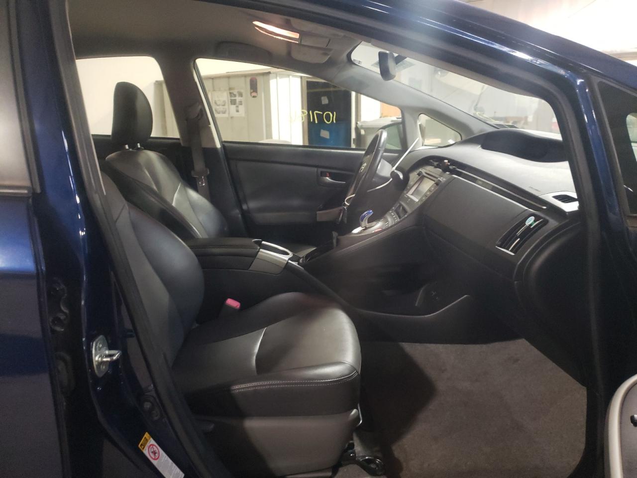 Photo 5 from auction – 2012 TOYOTA PRIUS with VIN JTDKN3DU2C1552803