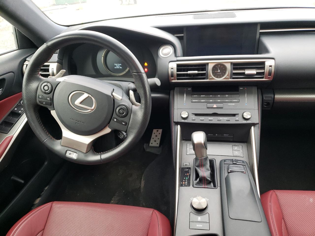 Photo 9 from auction – 2016 LEXUS IS 300 with VIN JTHCM1D28G5006241