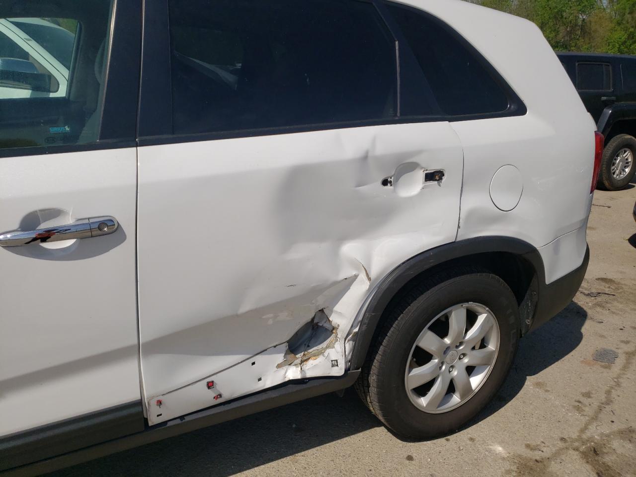 Photo 9 from auction – 2011 KIA SORENTO BA with VIN 5XYKT3A16BG104689
