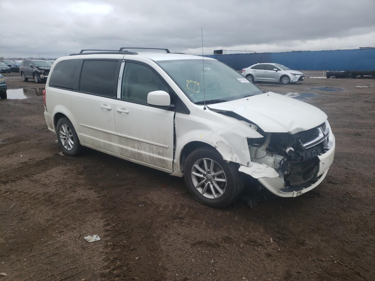 DODGE GRAND CARA 2013 with VIN 2C4RDGCG5DR746324 - Photo from auction