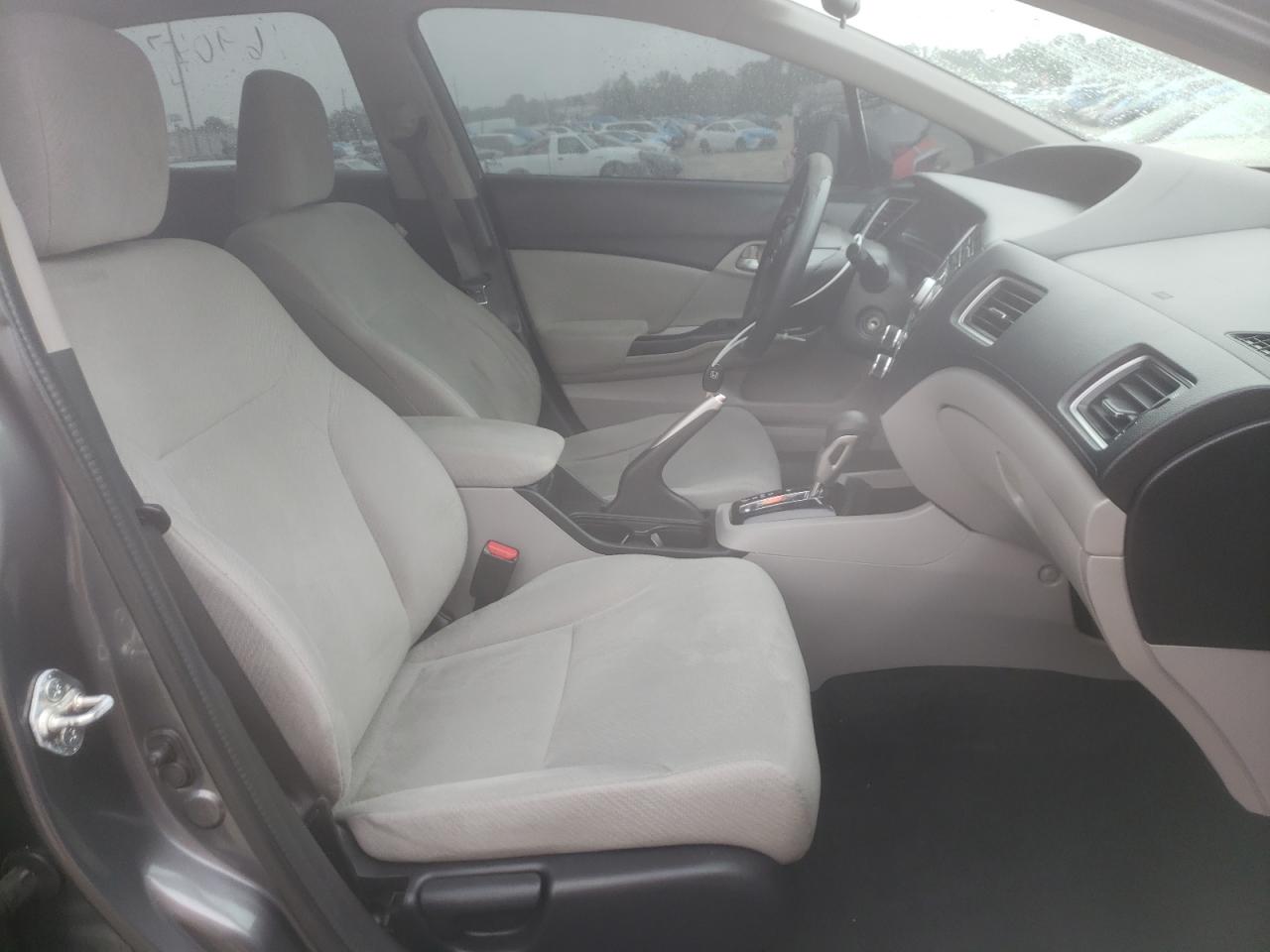 Photo 5 from auction – 2013 HONDA CIVIC LX with VIN 19XFB2F51DE062488