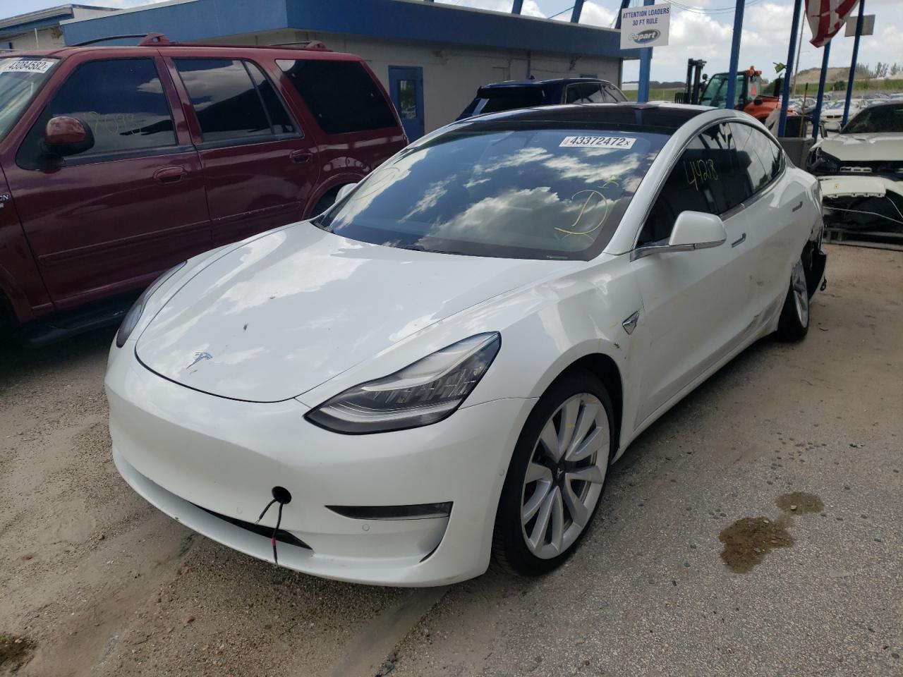 Photo 2 from auction – 2018 TESLA MODEL 3 with VIN 5YJ3E1EA0JF039101