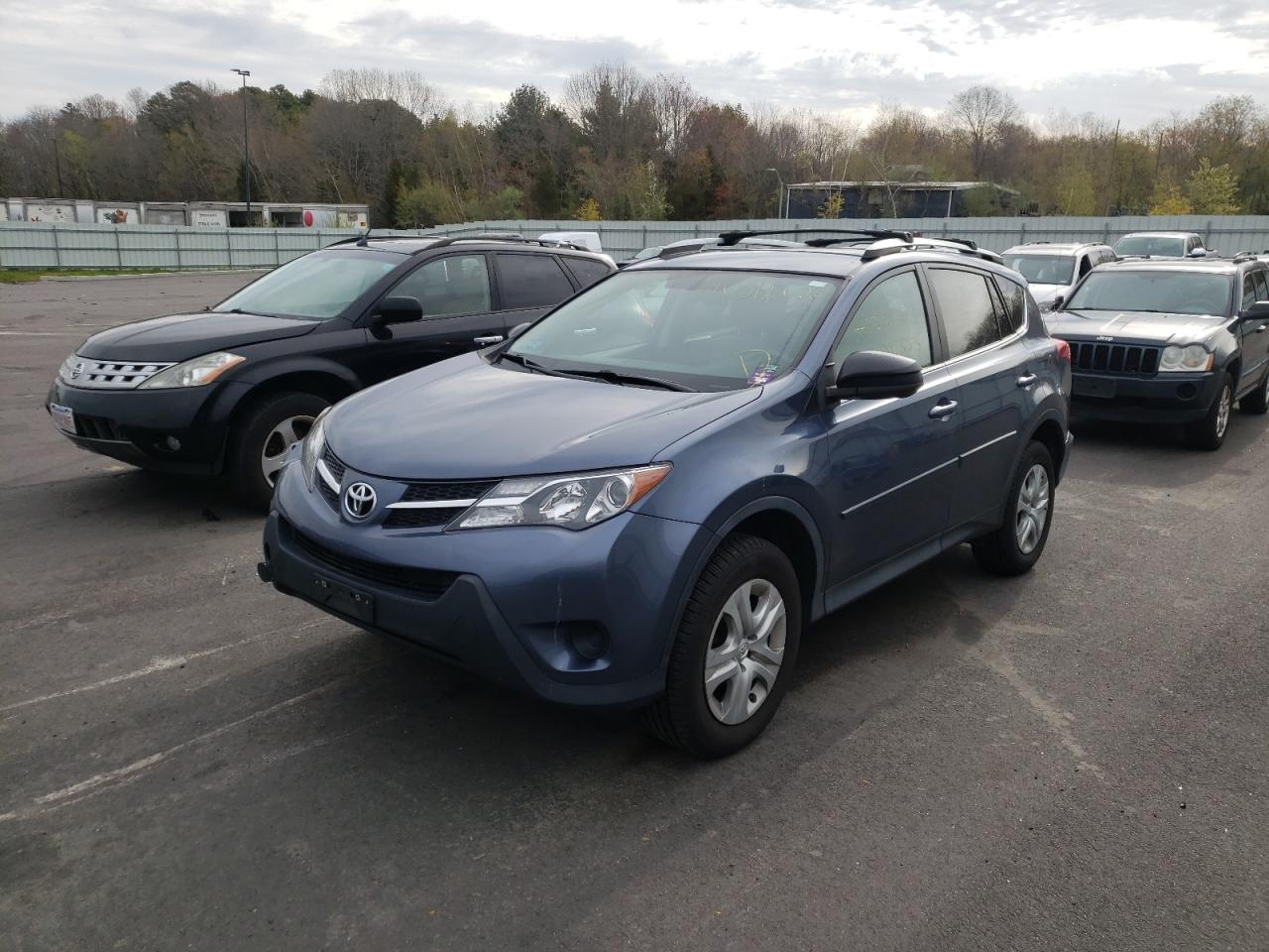 Photo 2 from auction – 2014 TOYOTA RAV4 LE with VIN 2T3BFREV4EW225881
