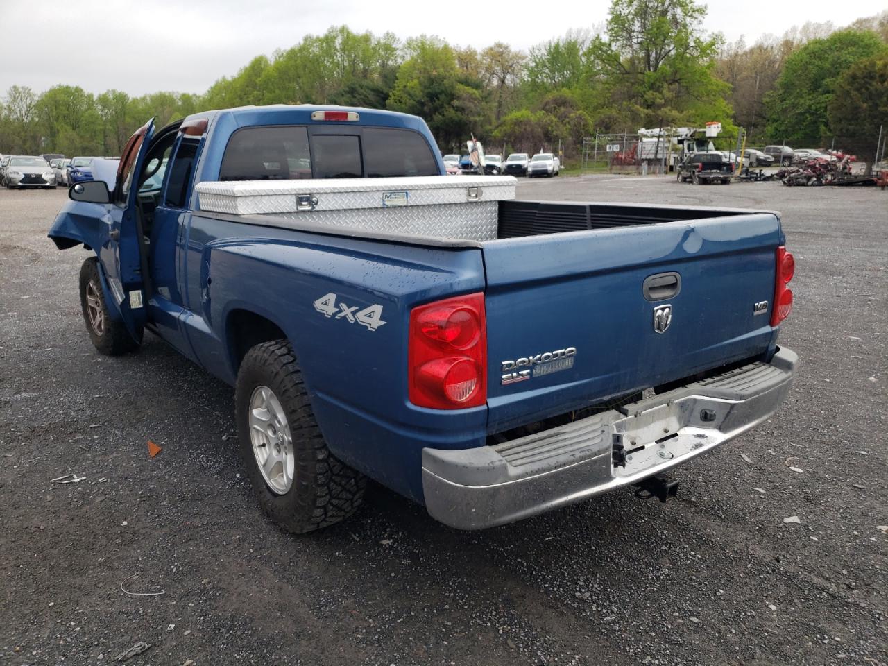 Photo 3 from auction – 2005 DODGE DAKOTA SLT with VIN 1D7HW42N45S220325