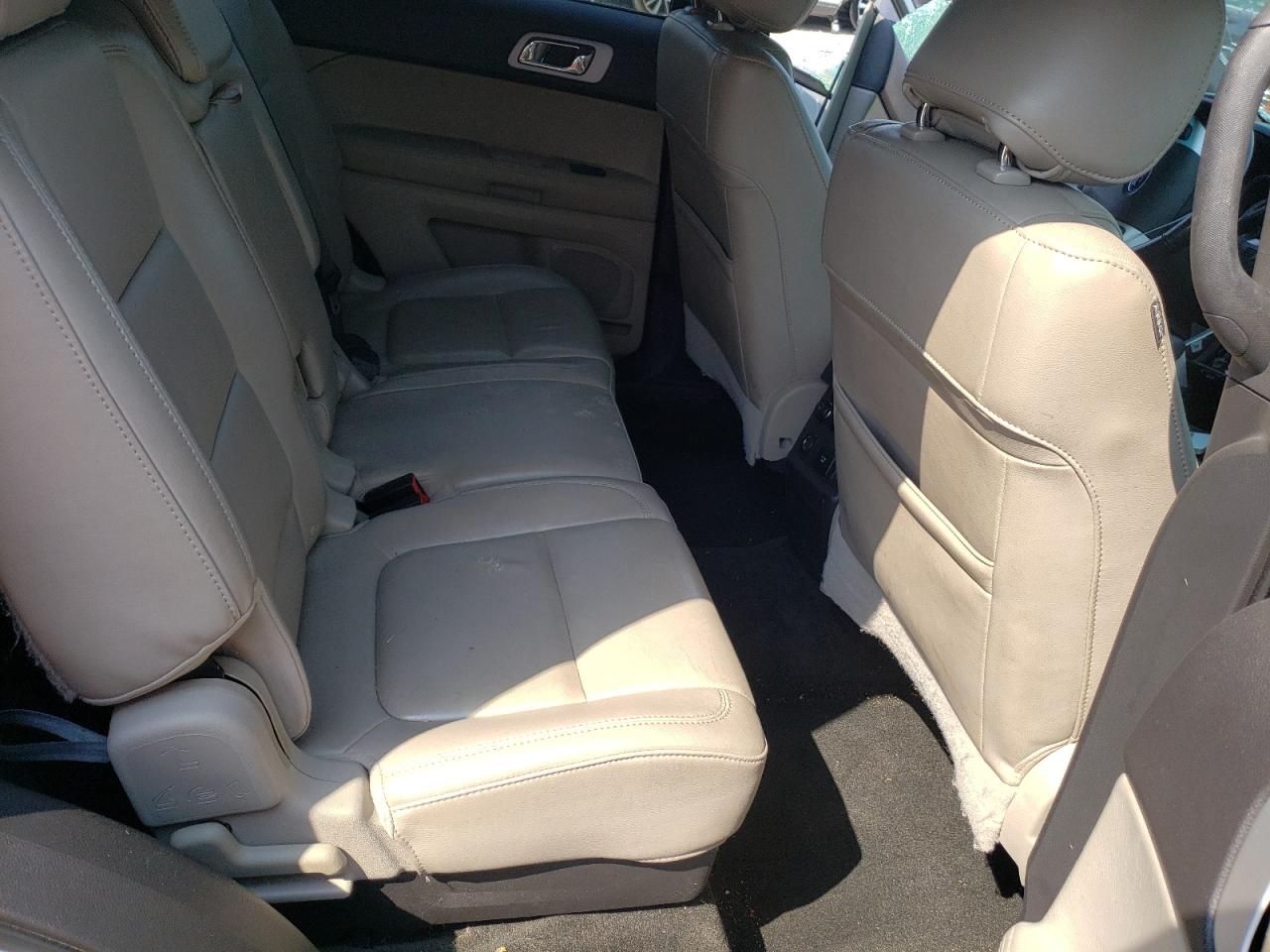 Photo 6 from auction – 2012 FORD EXPLORER L with VIN 1FMHK7F82CGA07123