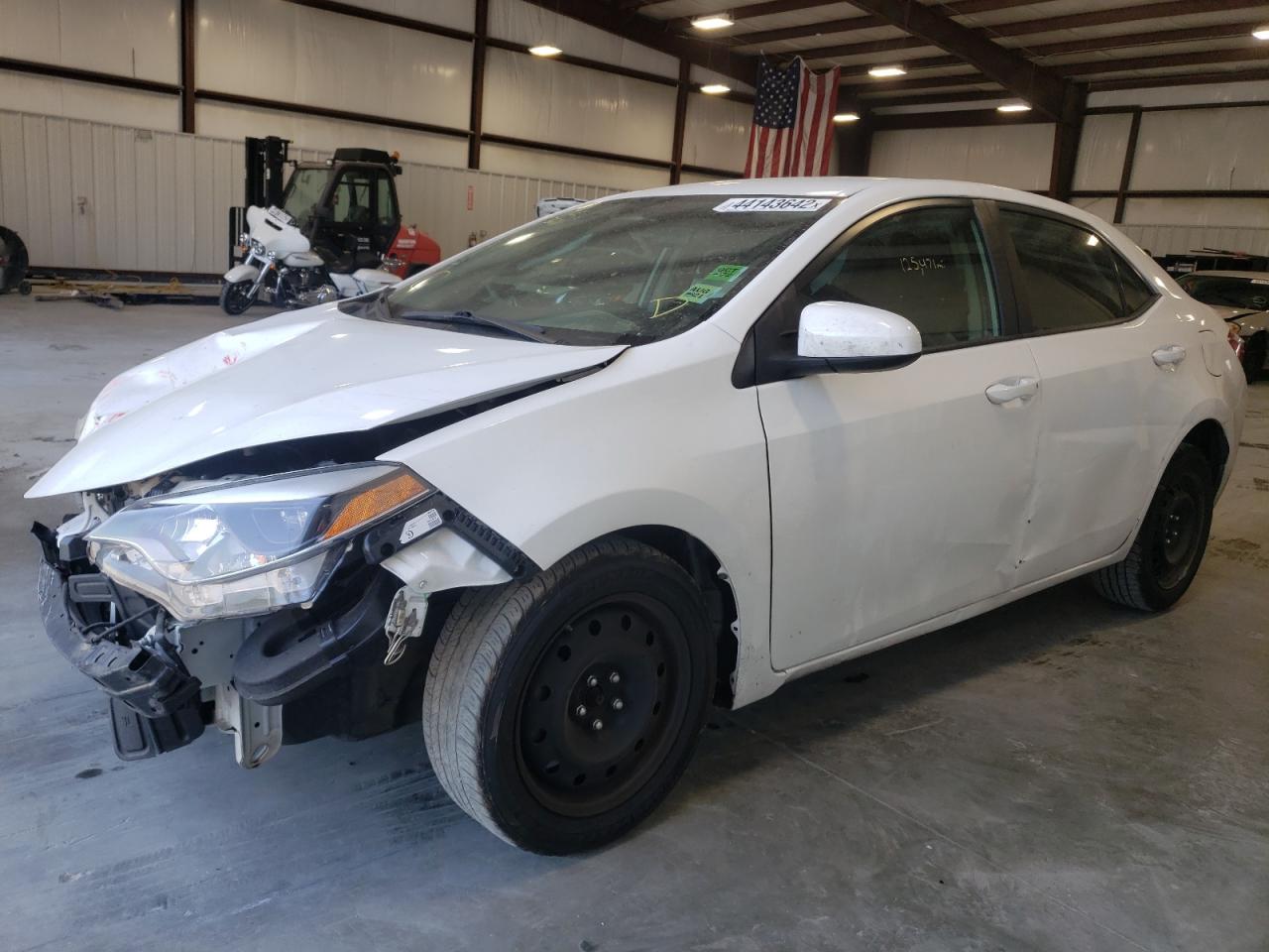 Photo 2 from auction – 2015 TOYOTA COROLLA L with VIN 2T1BURHE8FC467022