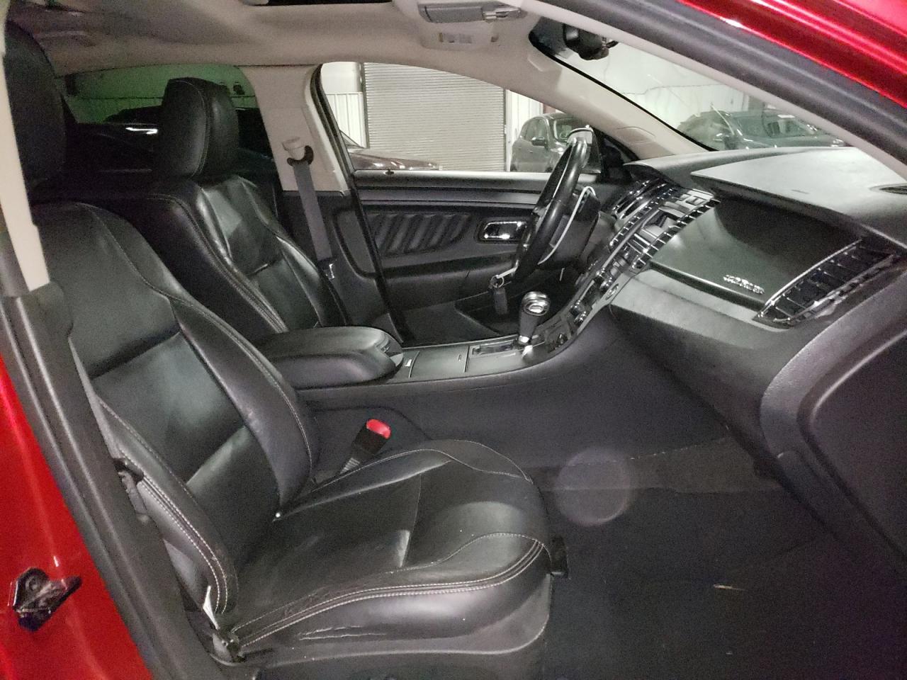 Photo 5 from auction – 2011 FORD TAURUS SEL with VIN 1FAHP2EW5BG125552