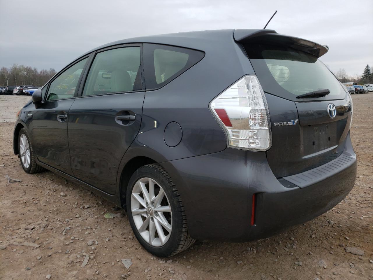 Zdjęcie 3 z aukcji – 2014 TOYOTA PRIUS V z VIN JTDZN3EU4E3324533