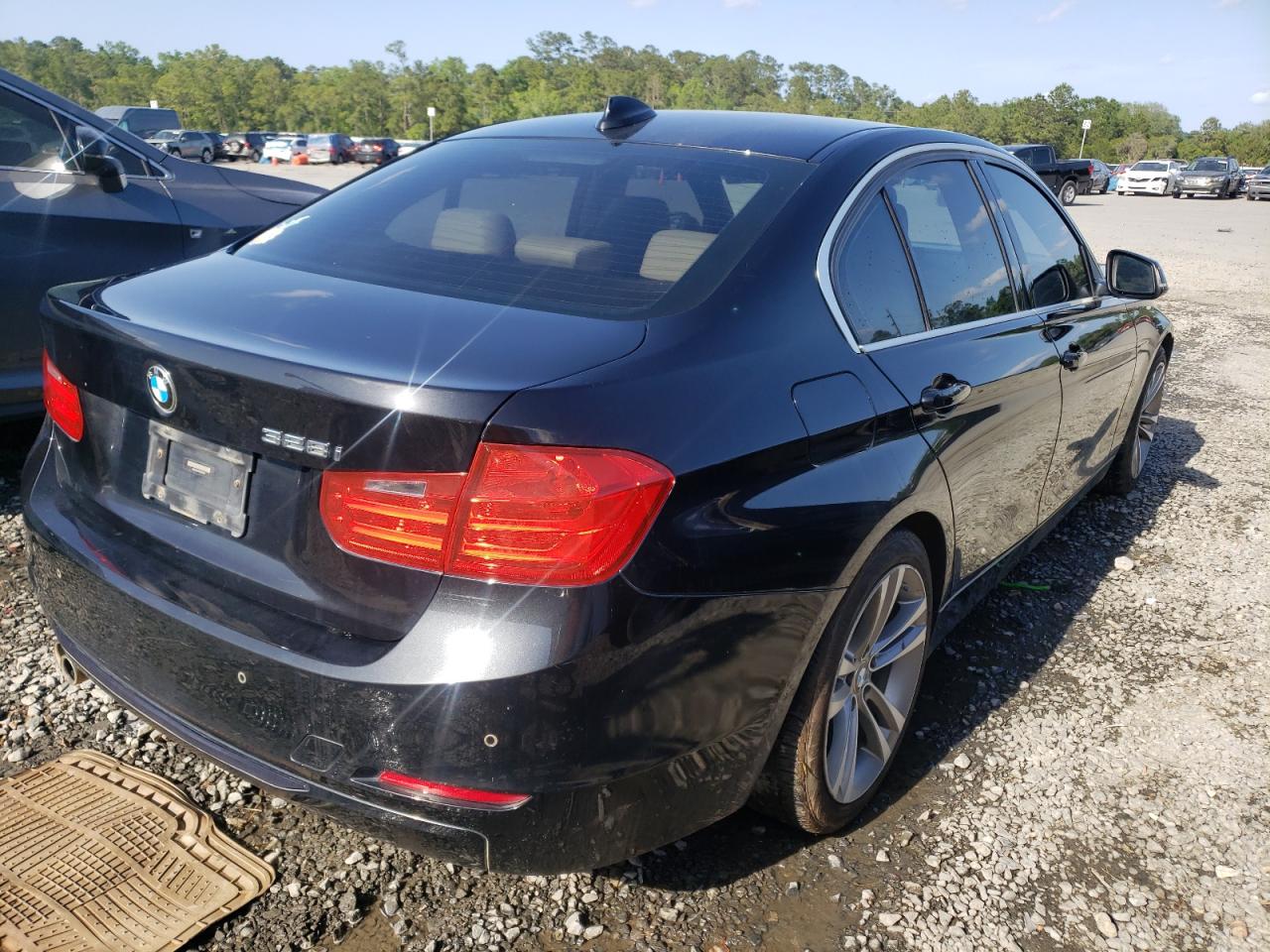 Photo 4 from auction – 2015 BMW 328 I with VIN WBA3A5C50FF607422