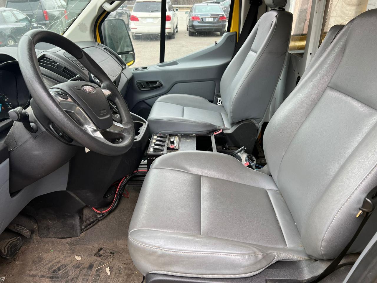 Photo 5 from auction – 2015 FORD TRANSIT T- with VIN 1FTNR2ZV6FKB02437