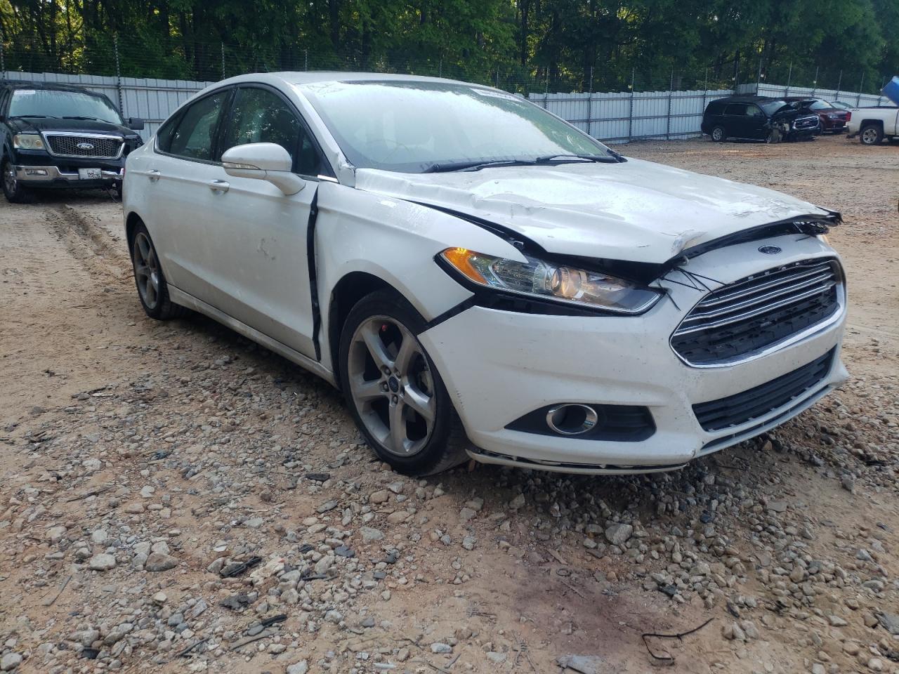 FORD FUSION SE 2014 with VIN 1FA6P0HD9E5357223 - Photo from auction