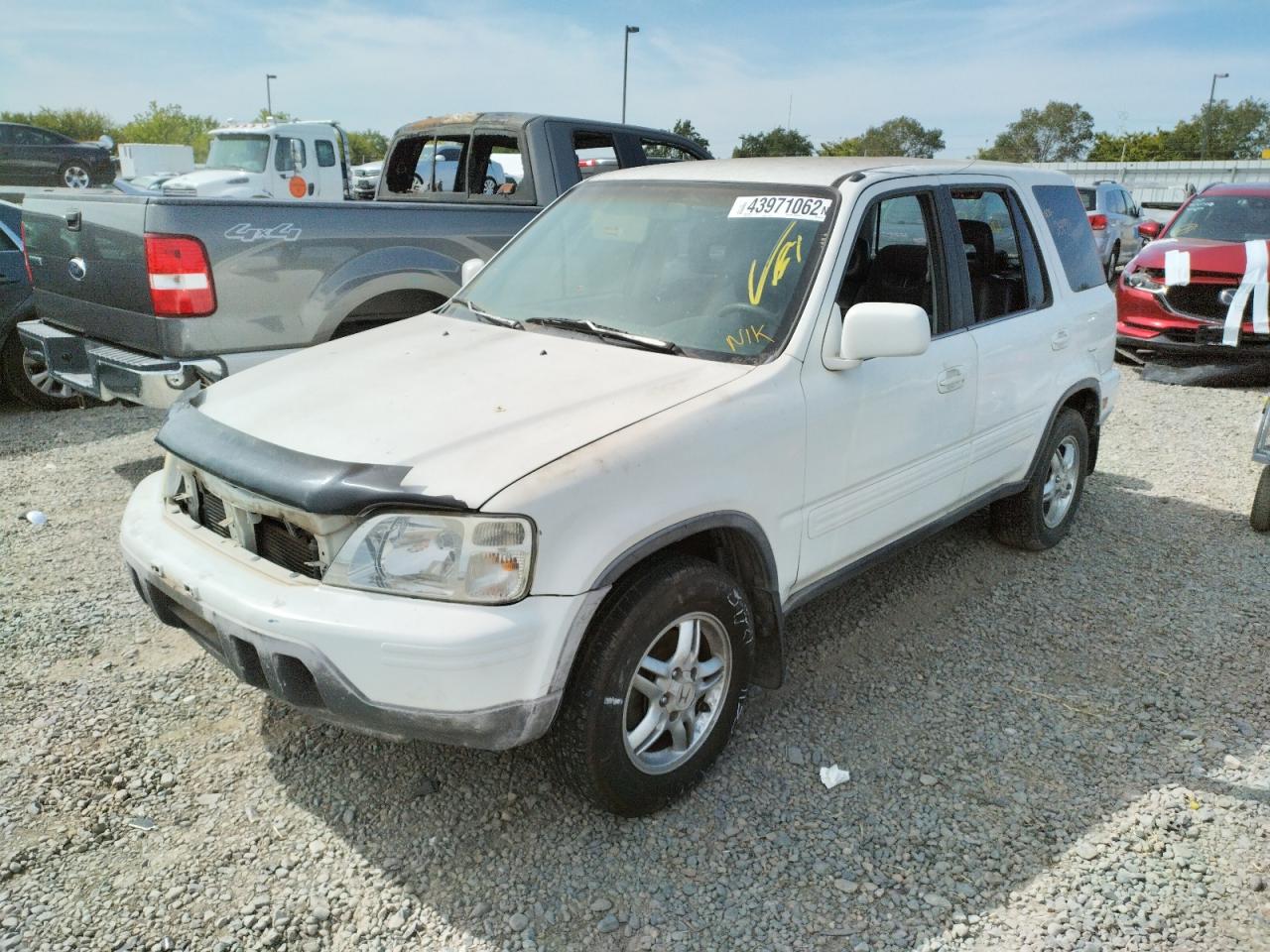 Photo 2 from auction – 2000 HONDA CR-V SE with VIN JHLRD1873YS002251